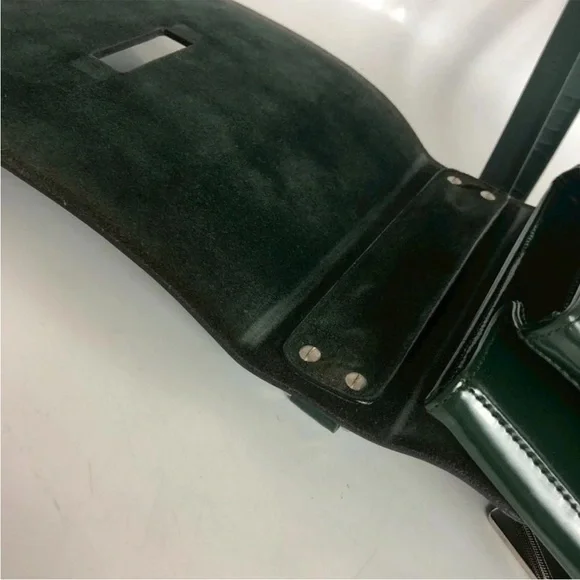 Gucci Green Leather Shoulder Bag - Picture 14 of 16